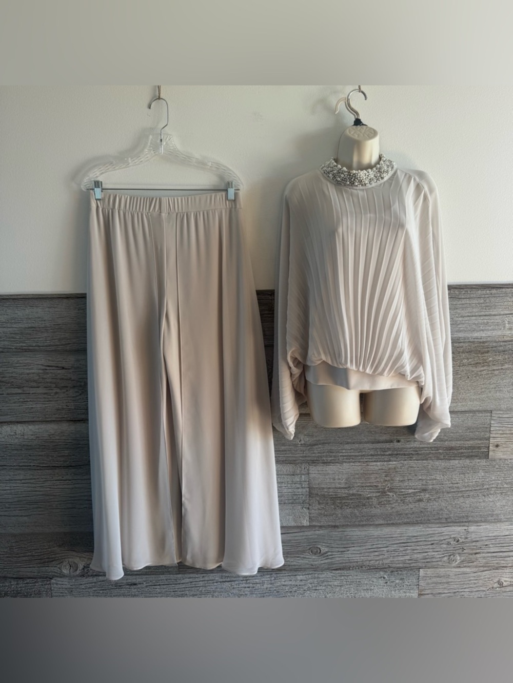 Frank Lyman Montreal 2Pc Palazzo Pant Set Sz 12/L Beaded Pleated Top Formal